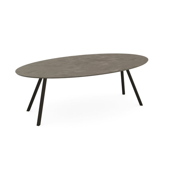 Beton eettafel Leather Taupe - Ovaal - I Schuin Donkerbruin
