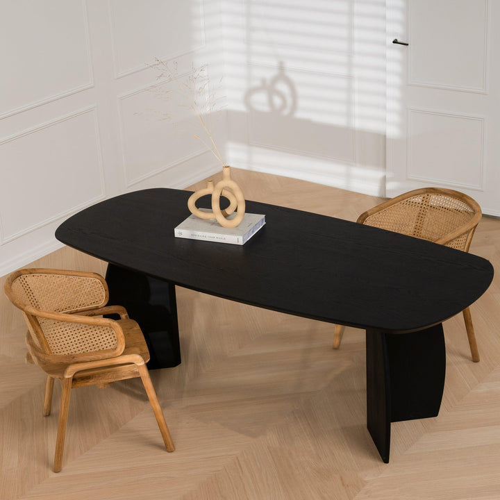 Eiken eettafel Zwart - Deens Ovaal - Maan zwart - {{ product.type }} - Kas20
