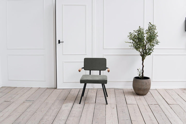 Amber Eetkamerstoel met arm - Stof Monolith 92 Grijs - {{ product.type }} - Kas20