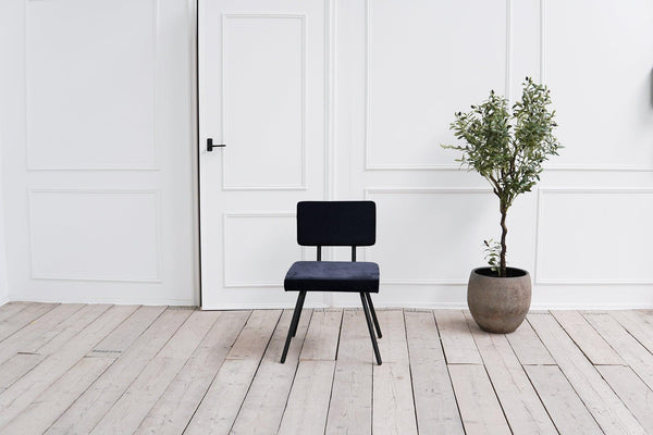 Amber Eetkamerstoel zonder arm - Stof Monolith 79 Antraciet Zwart - {{ product.type }} - Kas20