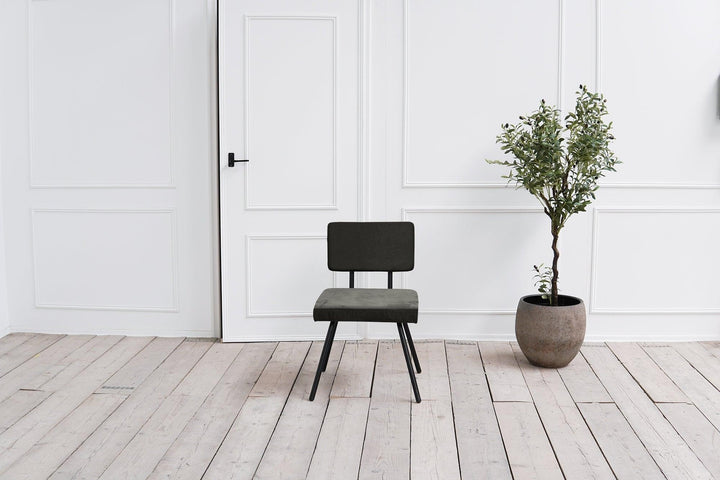 Amber Eetkamerstoel zonder arm - Stof Monolith 95 Antraciet - {{ product.type }} - Kas20