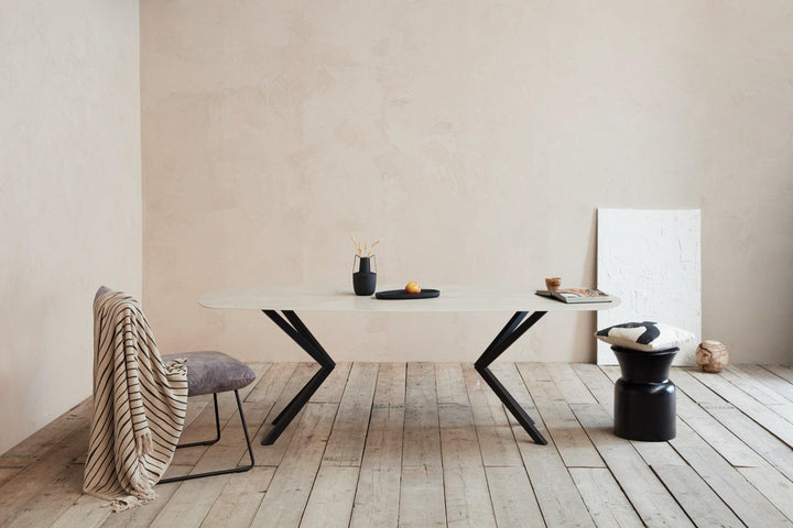 Keramiek eettafel Distrito Marfil - Deens ovaal - VV zwart - {{ product.type }} - Kas20
