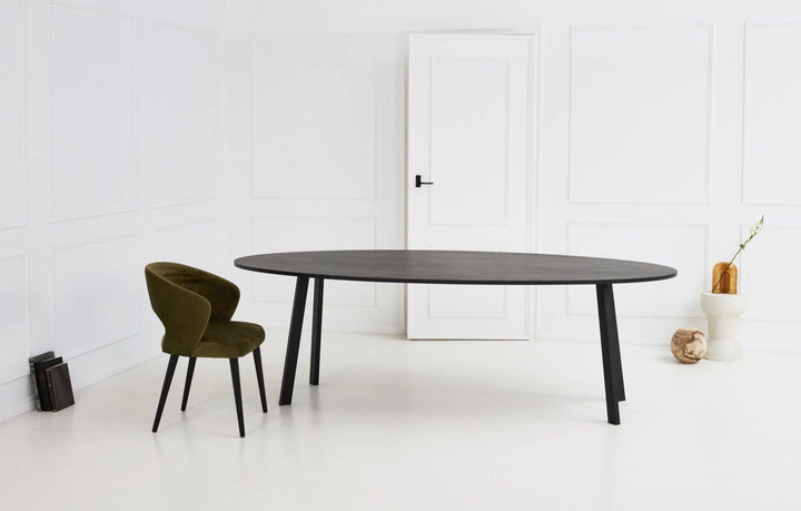 Eiken eettafel zwart - Ovaal - I-Poot schuin zwart - {{ product.type }} - Kas20