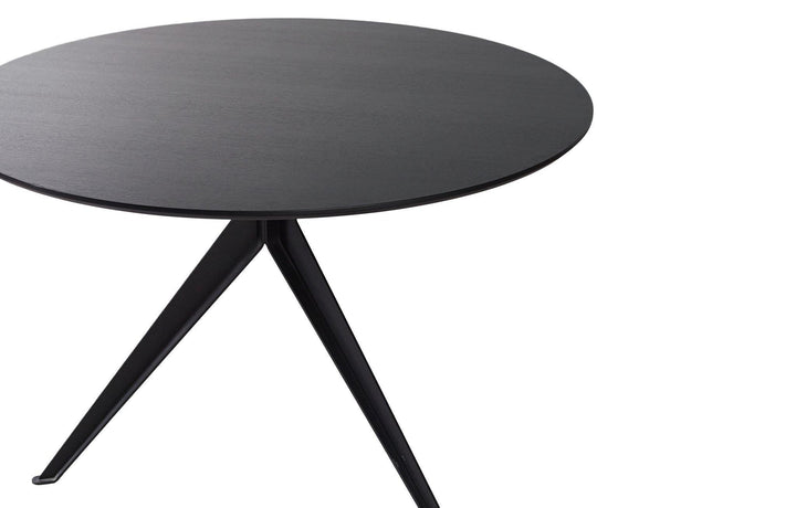 Eikentafel Rond - Zwart 2cm blad met Facet - Stella poot - rond - Basic - {{ product.type }} - Kas20