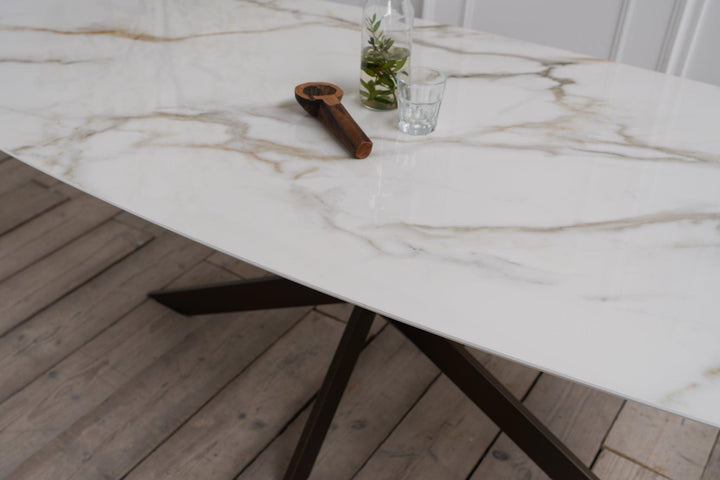 Keramiek eettafel calacatta gold - Deens ovaal - Matrix ultra dun zwart - {{ product.type }} - Kas20